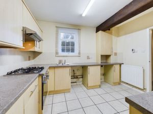 Kitchen alternative view- click for photo gallery